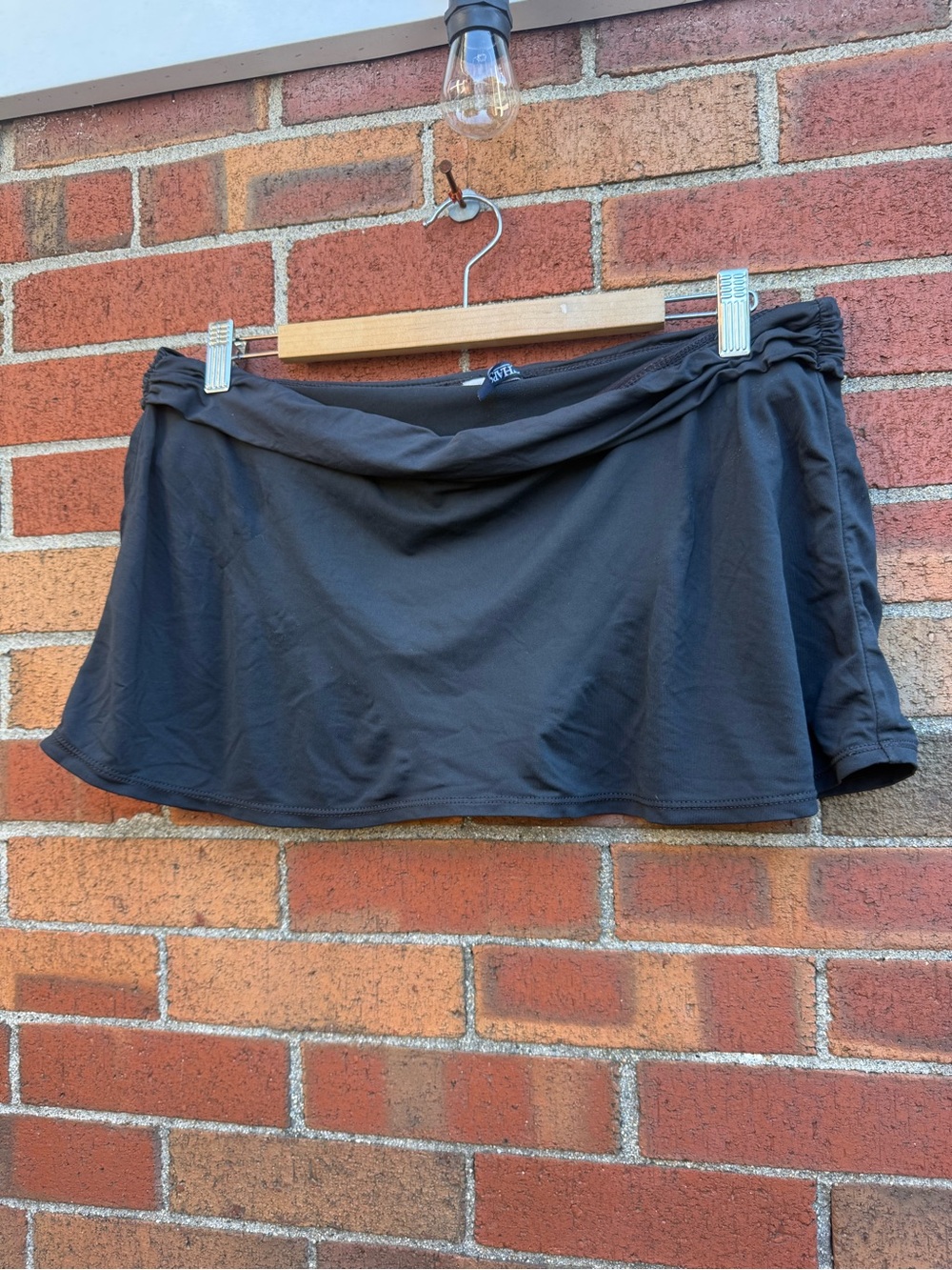 Chaps Black Swim Skirt With Built-In Briefs Size 12